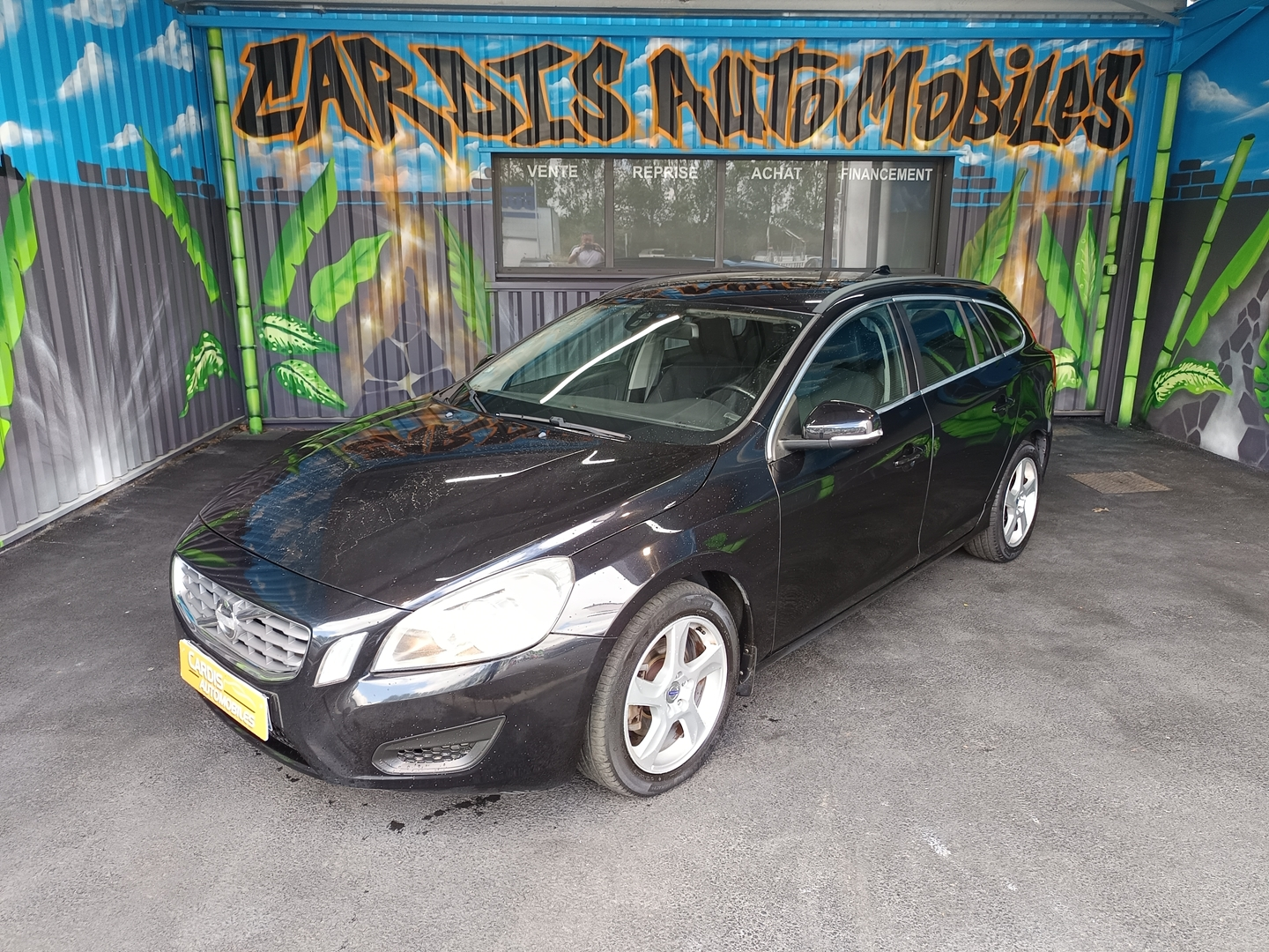 VOLVO V60 D3 163CH START&STOP MOMENTUM